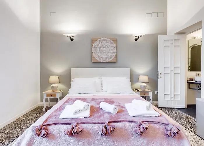 Monti Luxury